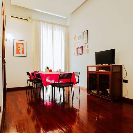 La Casa Di Scio Scio & La Stanza Di Scio Scio Διαμέρισμα Νάπολη